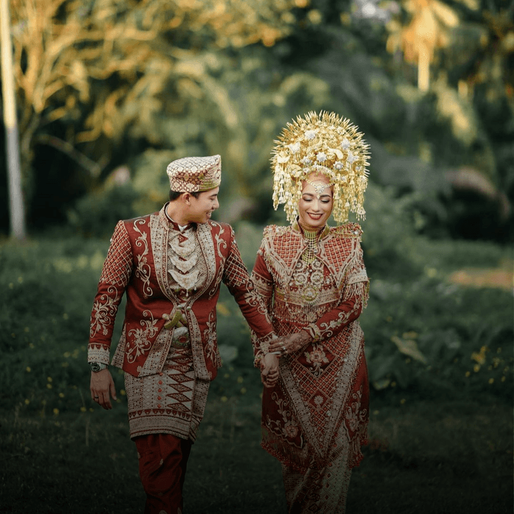 5 Baju Adat Pengantin Ini Banyak Dipakai di Indonesia